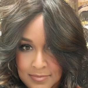 Meet your Posher, Lana